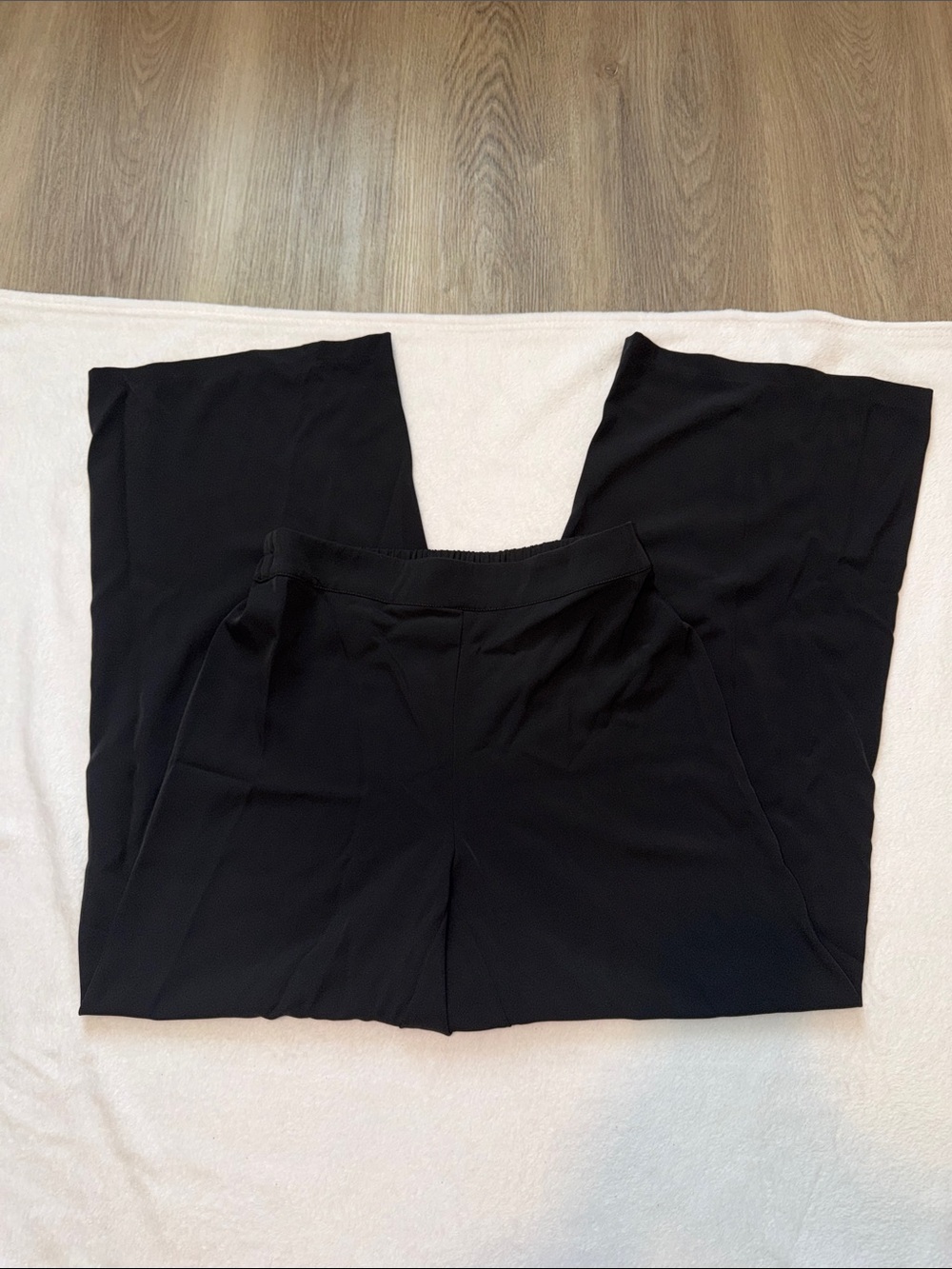 Tahari Black Wide-Leg Ponte Trousers